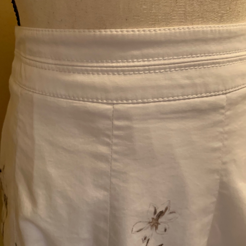 WHBM 8 Gore Skirt B5 - Picture 2 of 8
